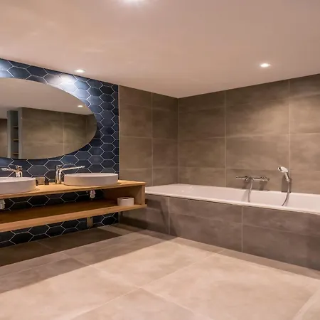 Ferienhaus Modern In Near The *