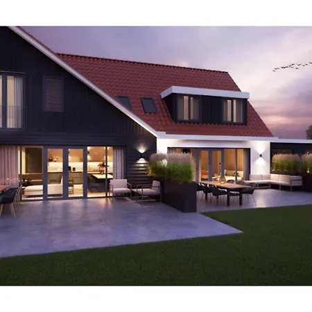 Vakantiehuis Modern In Near The